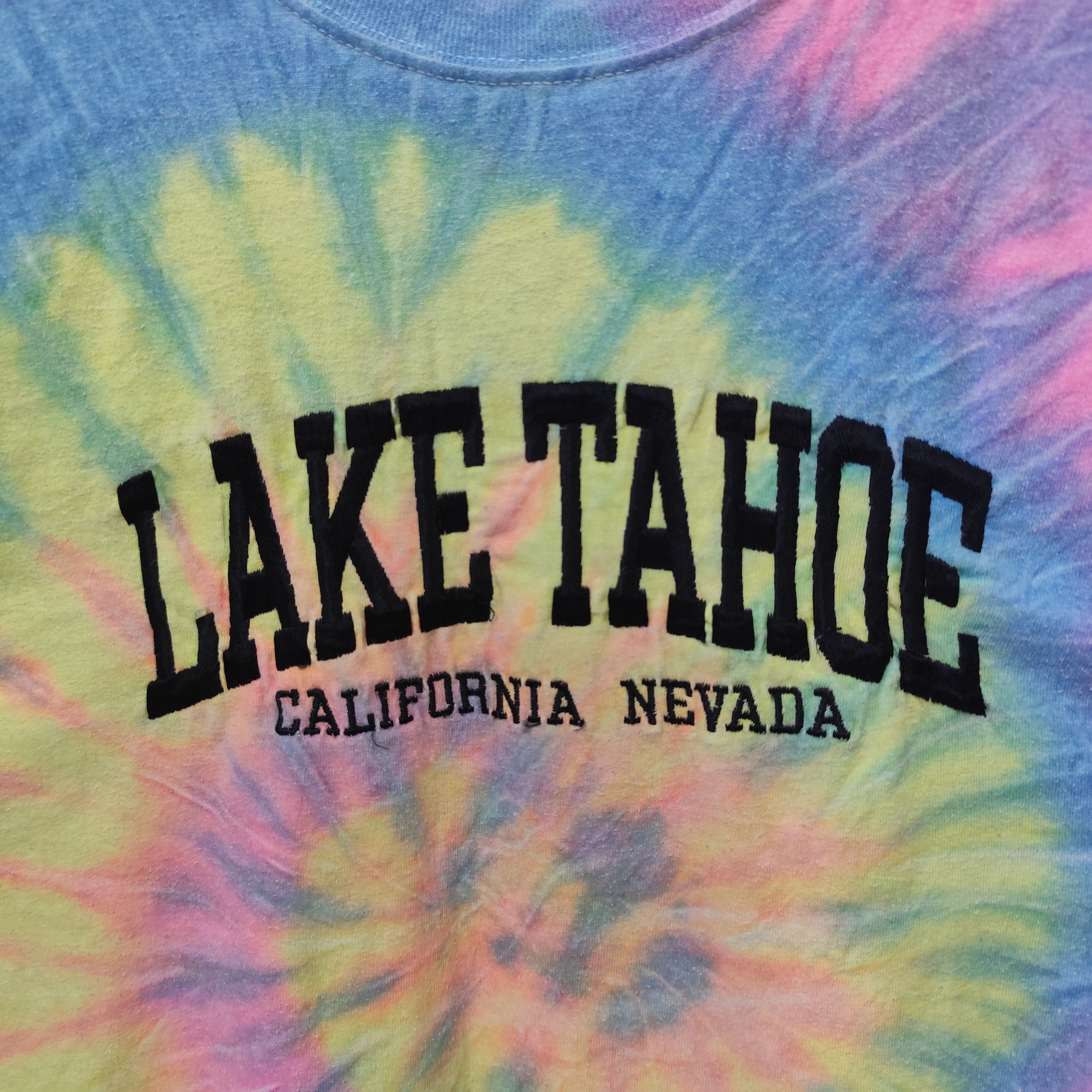Vintage 🇺🇸VINTAGE TYE DYE LAKE TAHOE SPELL OUT MADE IN USA Size US XL / EU 56 / 4 - 5 Thumbnail