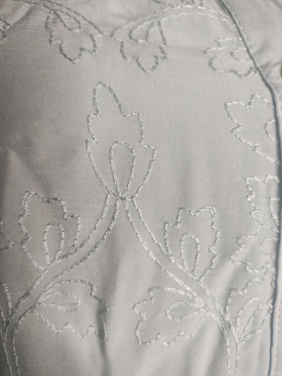 Designer Light Blue Embroidered Button-Up Women's Blouse by Democracy Size S / US 4 / IT 40 - 2 Thumbnail