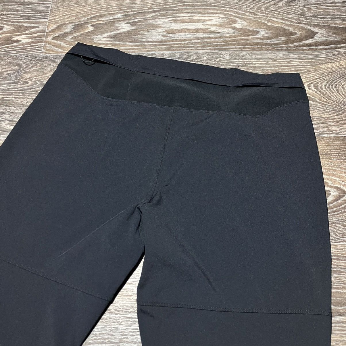On ON Swiss Engineering Running Tights Long Compression Pants Size US 34 / EU 50 - 14 Thumbnail