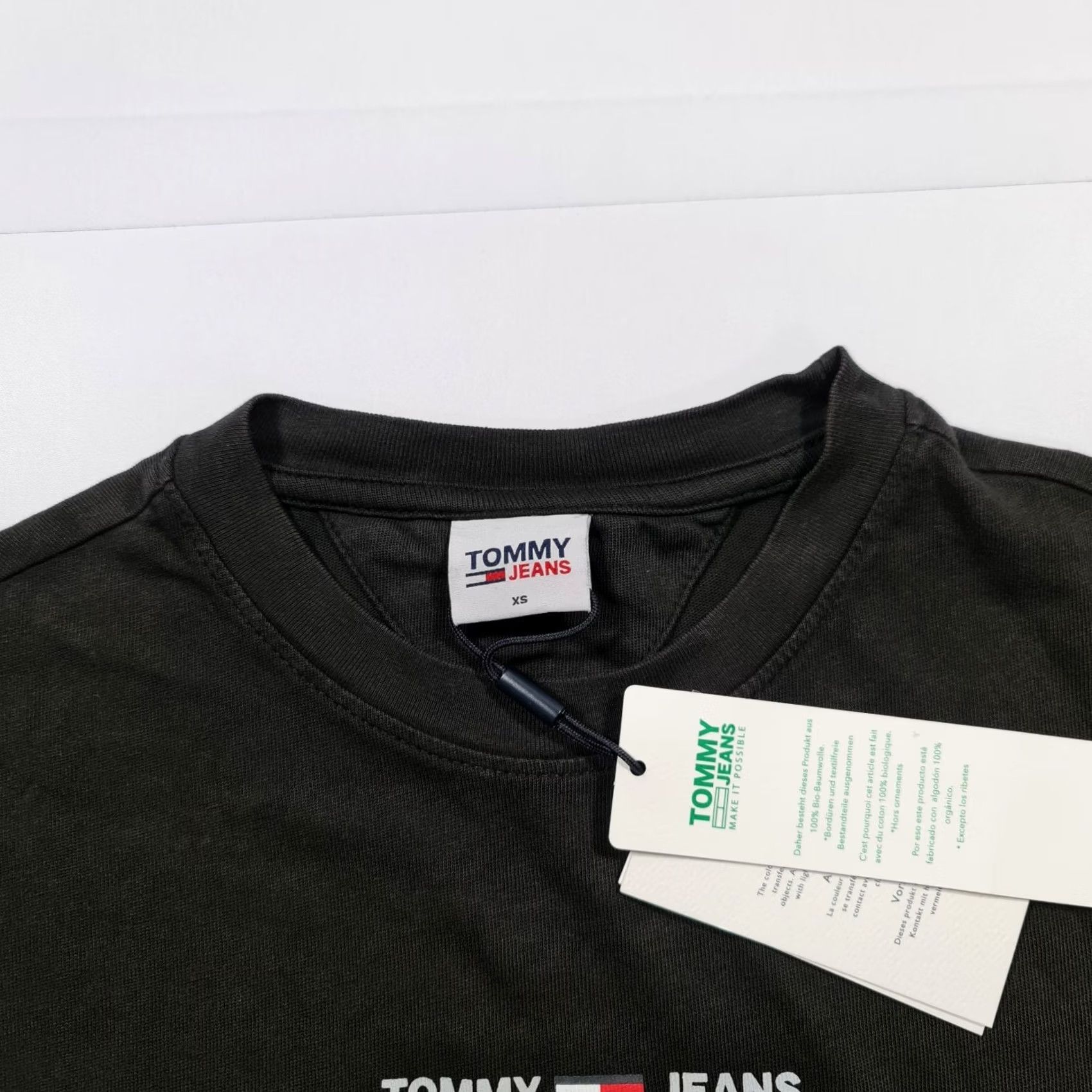 Tommy Hilfiger Tommy Jeans Womens T Shirt XS Oversized Crew Neck Logo Tee Cotton Black White Short Sleeves Size XS / US 0-2 / IT 36-38 - 2 Thumbnail