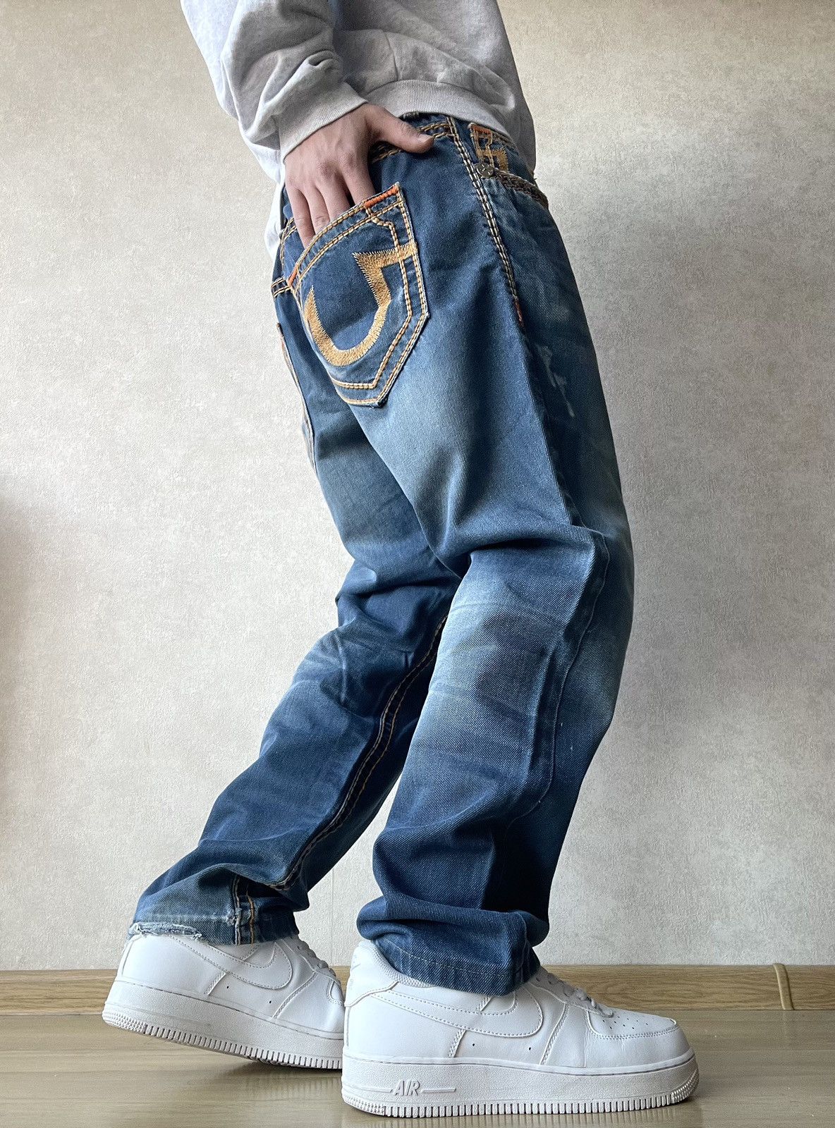 True Religion Vintage True Religion Distressed Denim Jeans Size US 38 / EU 54 - 1 Thumbnail
