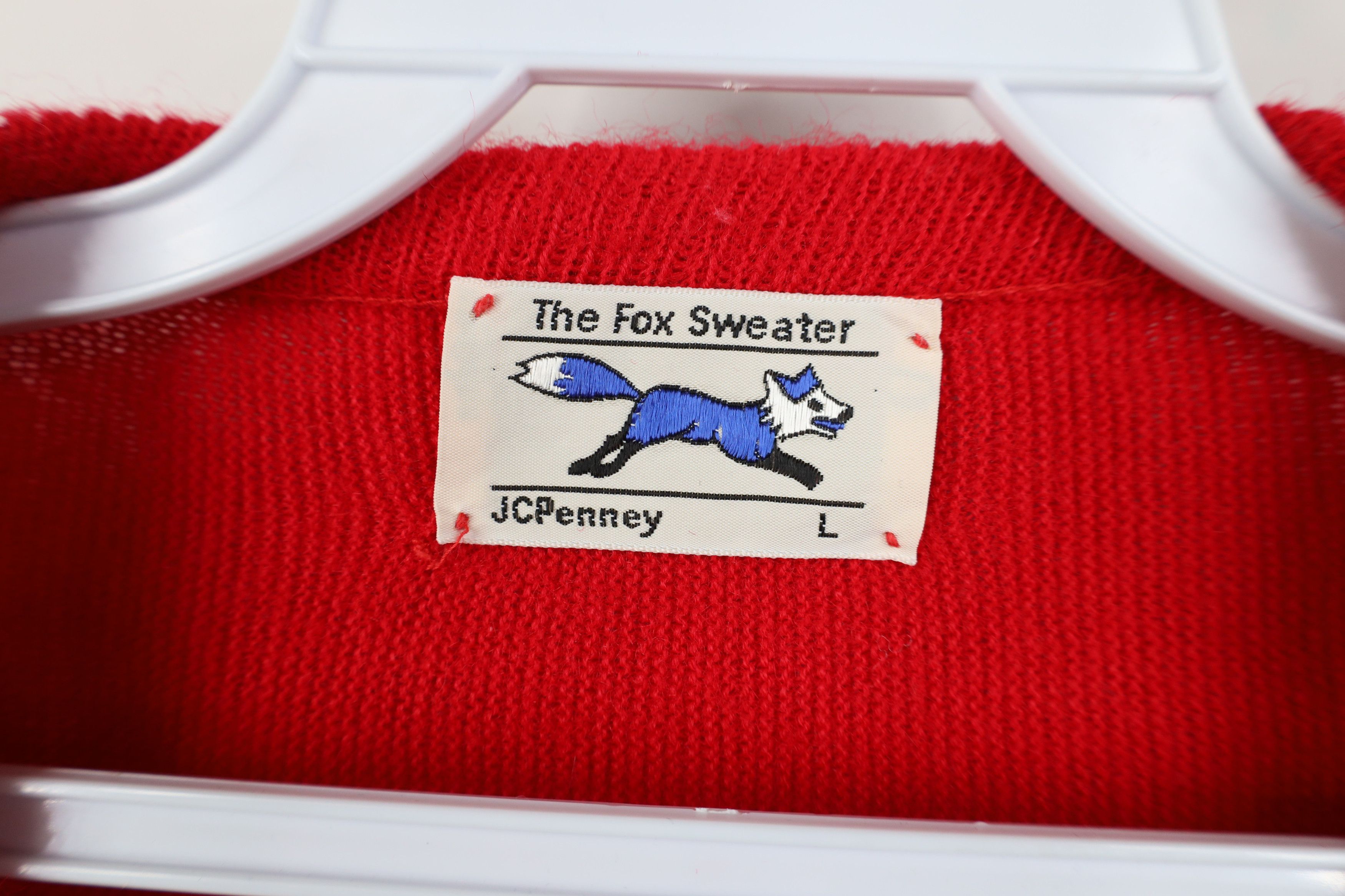 Vintage Vintage 70s Streetwear Knit V-Neck Sweater Red Acrylic USA Size US L / EU 52-54 / 3 - 5 Thumbnail
