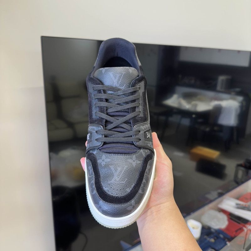 Louis Vuitton Louis Vuitton Trainer Sneakers in Black -2508 Size US 9 / EU 42 - 5 Thumbnail