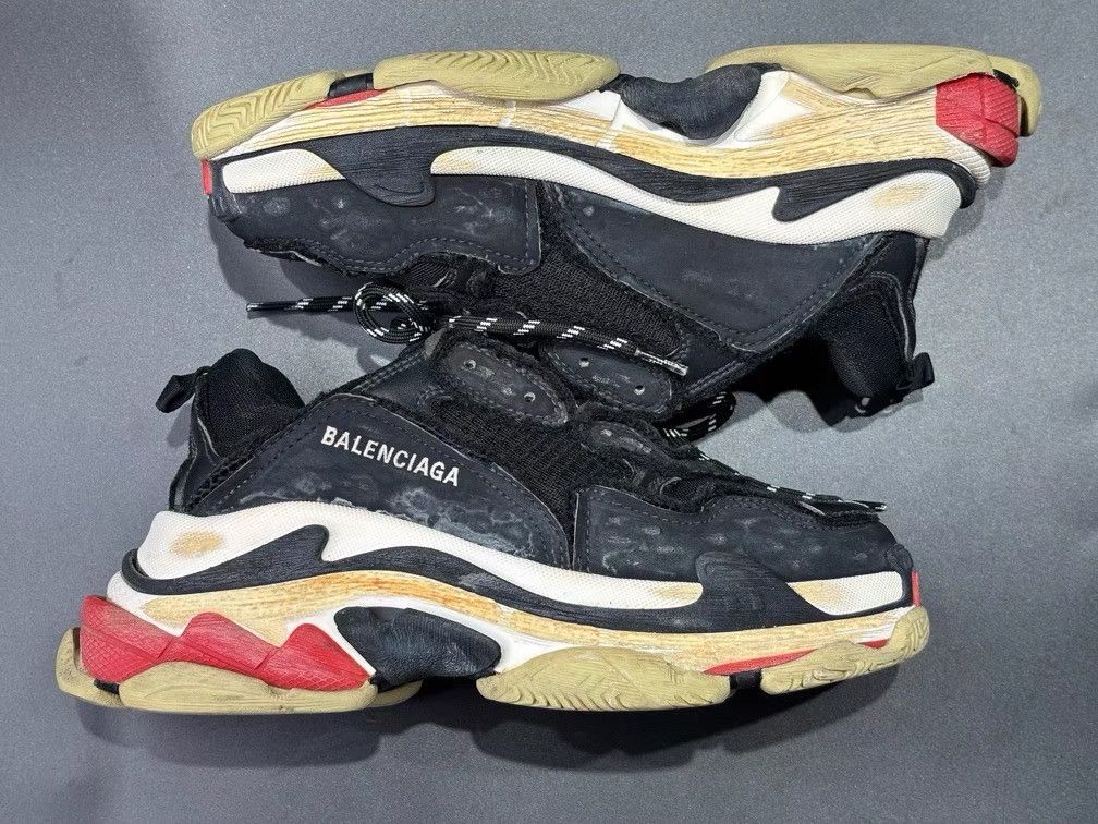 Balenciaga Balenciaga Triple S Distressed Dad Shoes K36 Size US 9 / IT 39 - 6 Thumbnail