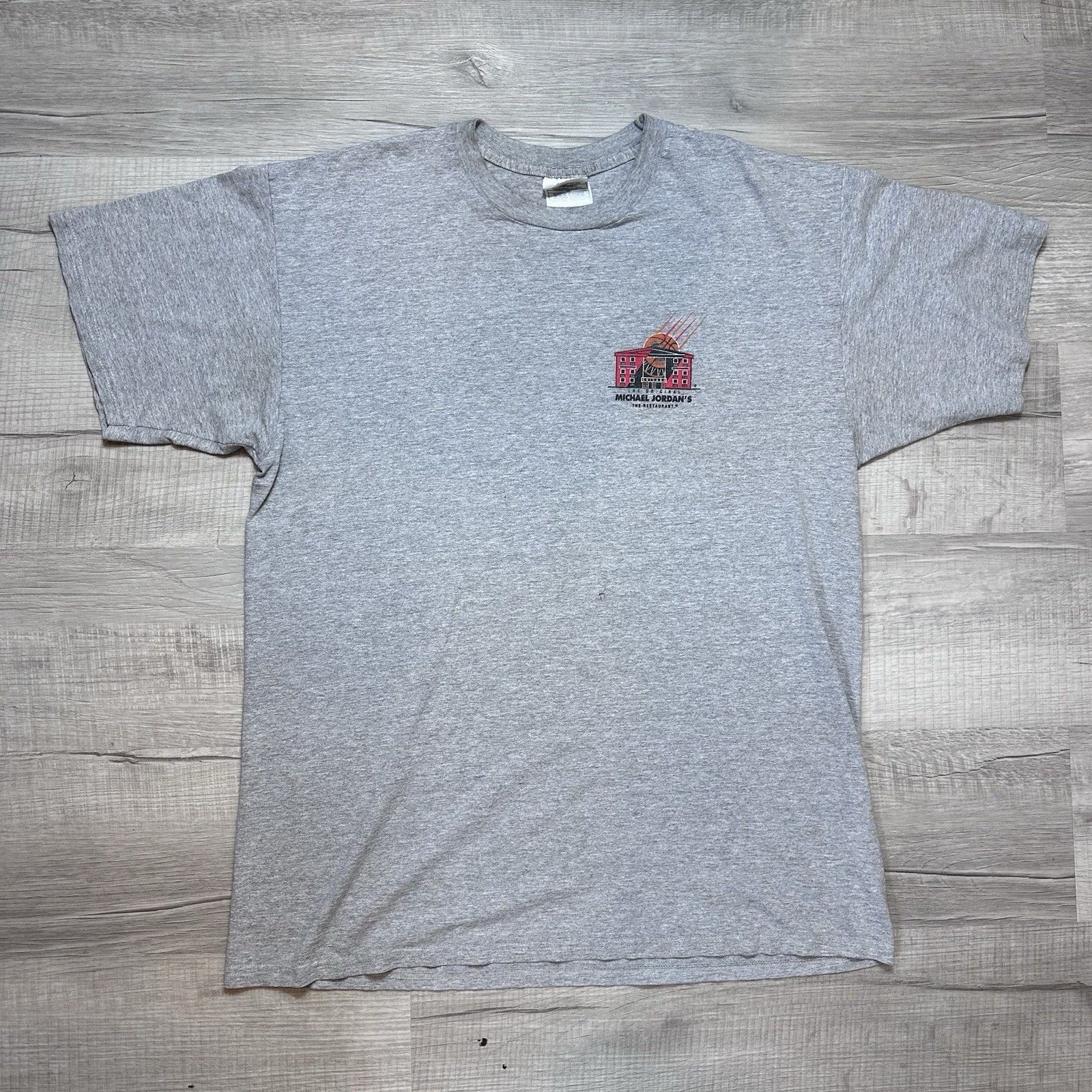 Jordan Brand × Nike × Vintage Vintage 90s Nike T-Shirt Michael Jordan Restaurant Chicago Size US L / EU 52-54 / 3 - 1 Thumbnail