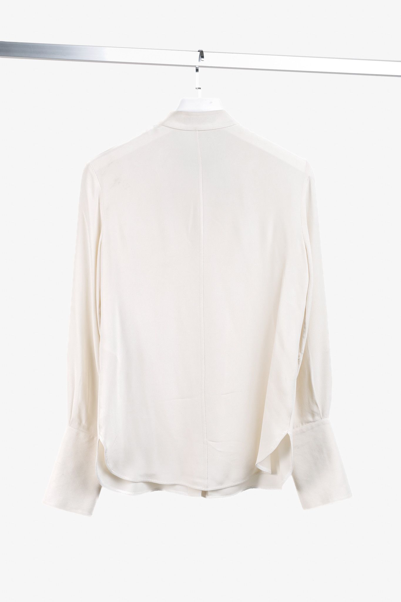 Alexander McQueen Alexander McQueen AW/14 Black Bow Long Sleeve Silk Blouse Size L / US 10 / IT 46 - 2 Thumbnail
