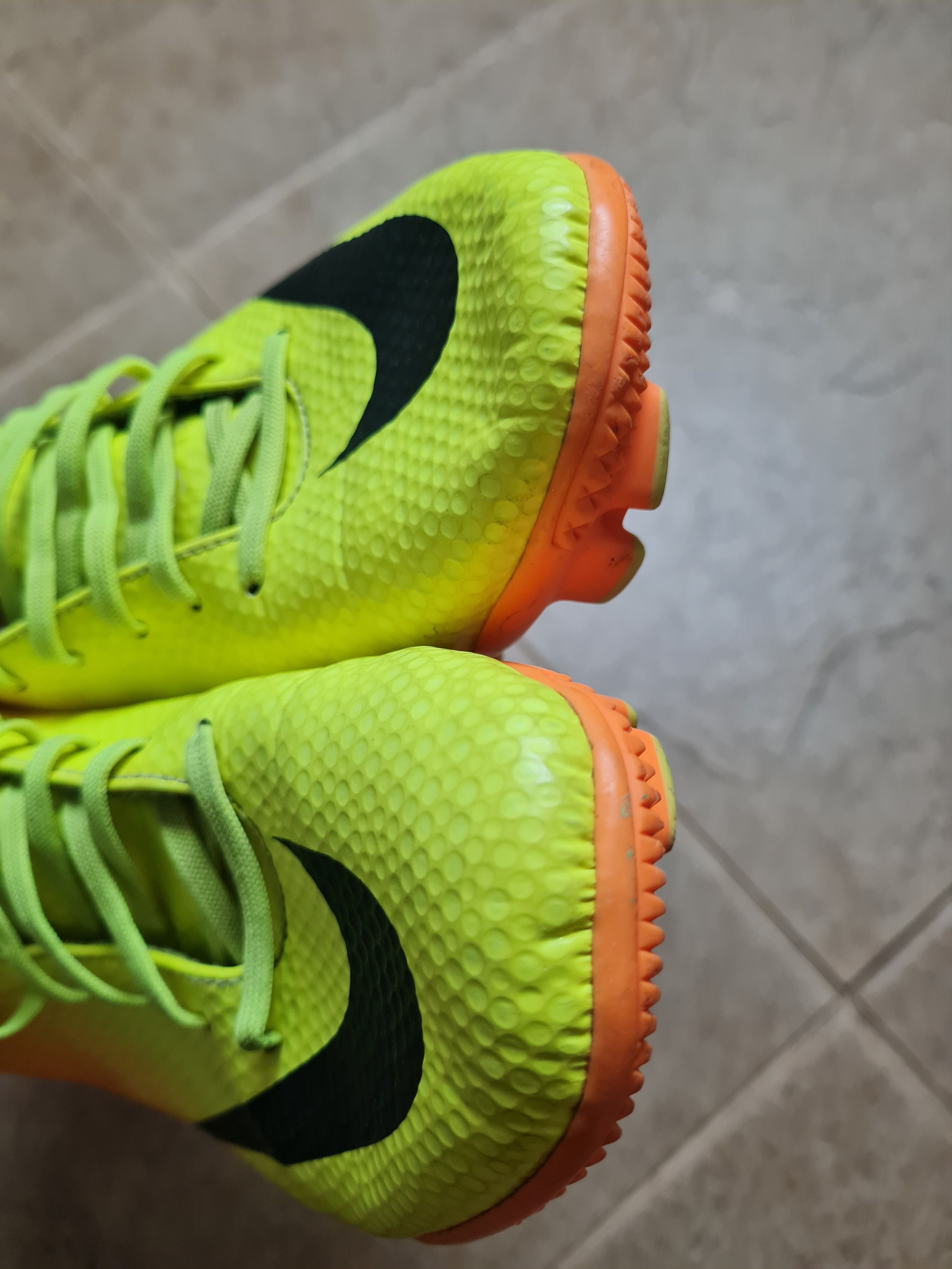 Nike Nike Mercurial Victory IV FG Football Size 7.5 Uk 55447-708 Size US 8.5 / EU 41-42 - 14 Thumbnail