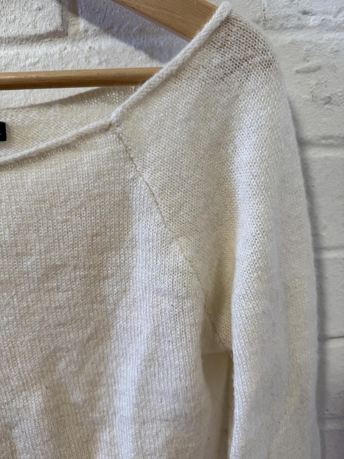 Designer Brandy Melville White Knit Long Sleeve Top, Size Small Size S / US 4 / IT 40 - 2 Thumbnail