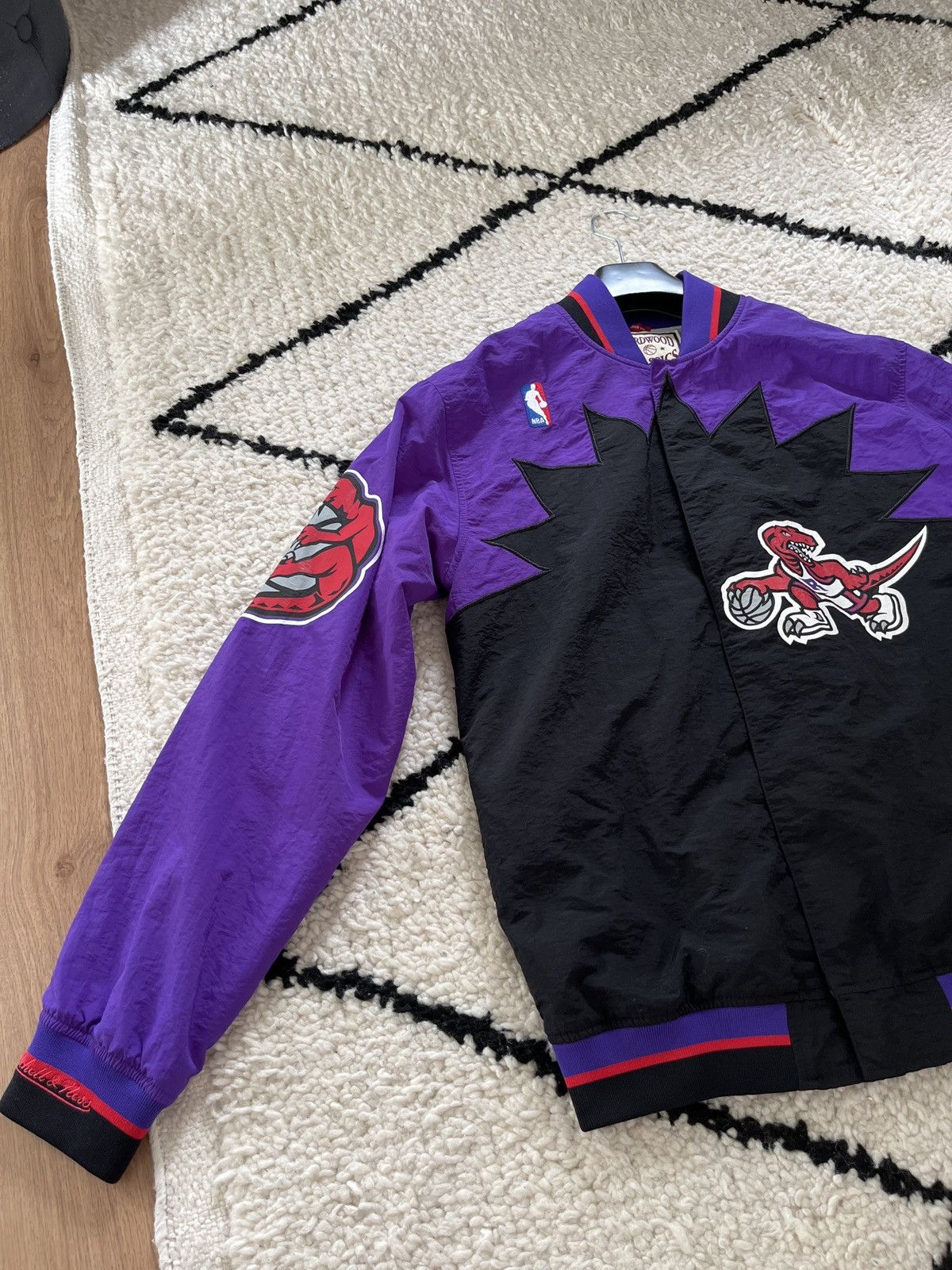 Adidas × NBA × Nike NBA vintage bomber Size US M / EU 48-50 / 2 - 5 Thumbnail