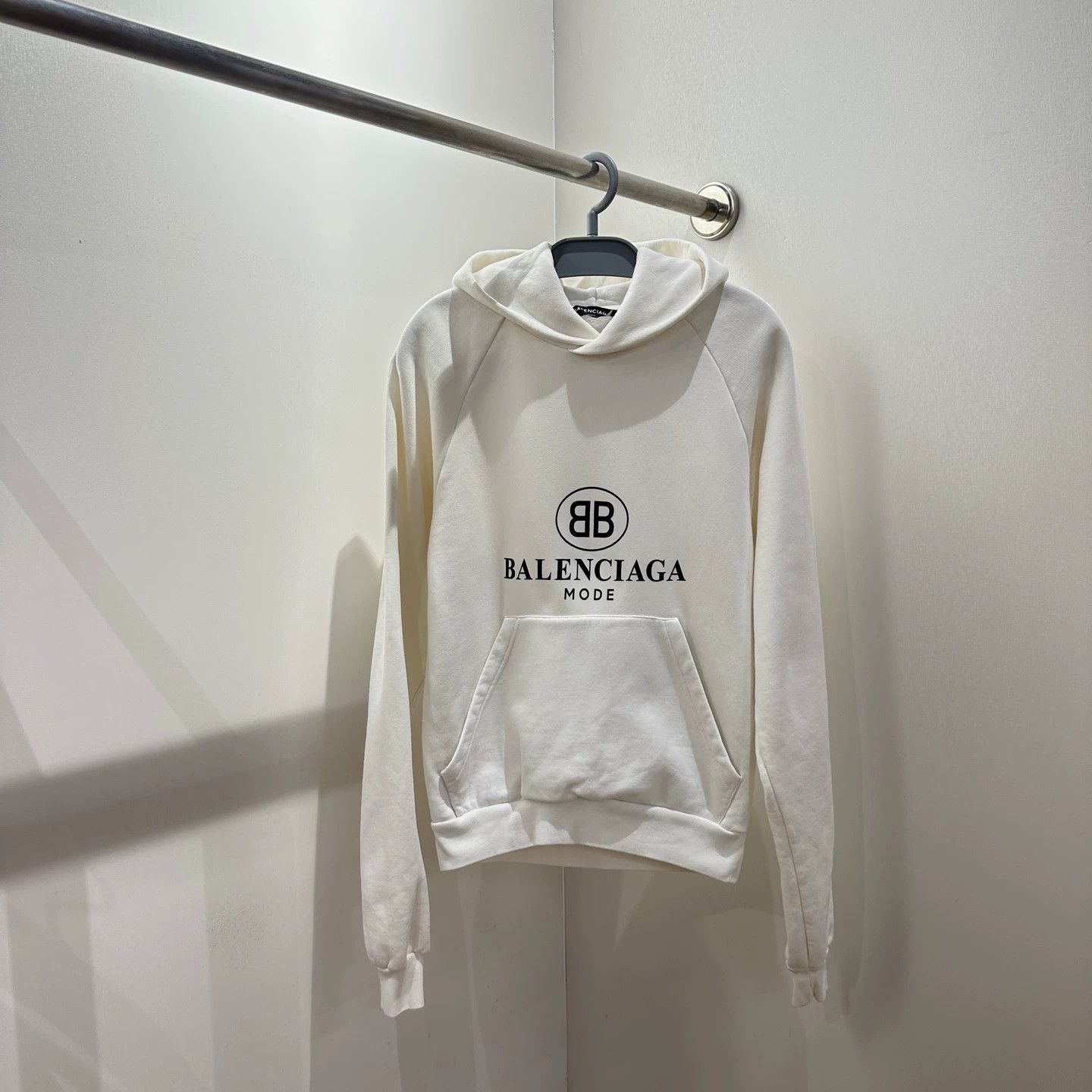 Balenciaga Balenciaga may228 Logo Letter Hoodie XXS Cotton Size XXS / US 00 / IT 34 - 1 Thumbnail