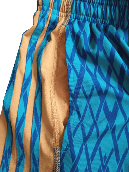 Adidas Adidas training total pattern shorts Size US 30 / EU 46 - 3 Thumbnail