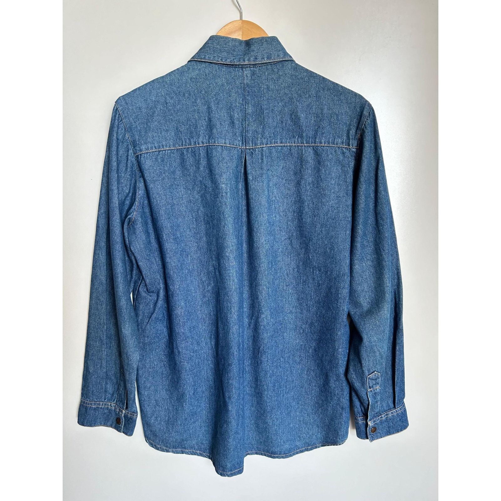 Levi's Vintage Levi's Denim Western Shirt M - Snap Cherry Buttons Size US L / EU 52-54 / 3 - 7 Thumbnail