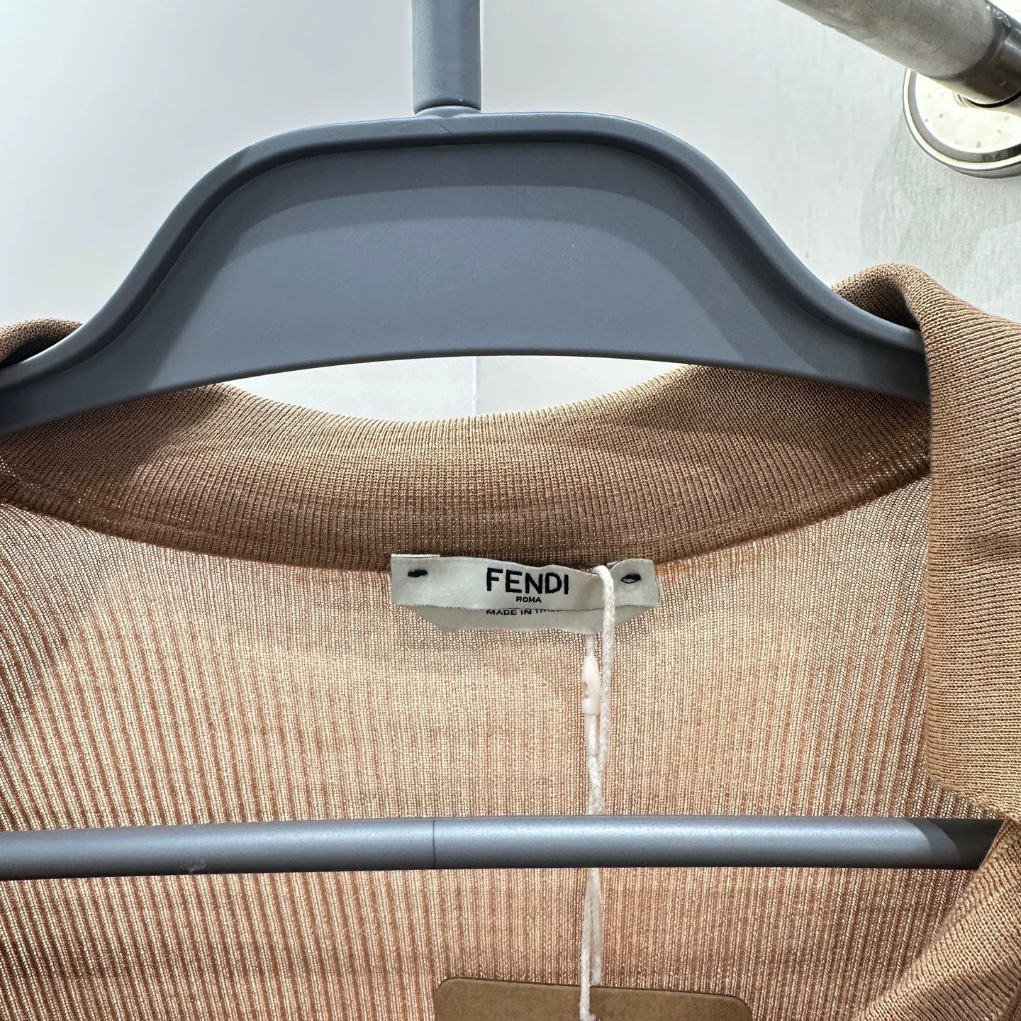 Fendi Fendi mar85 silk colorblock V-neck long sleeve 38 Size XS / US 0-2 / IT 36-38 - 3 Thumbnail