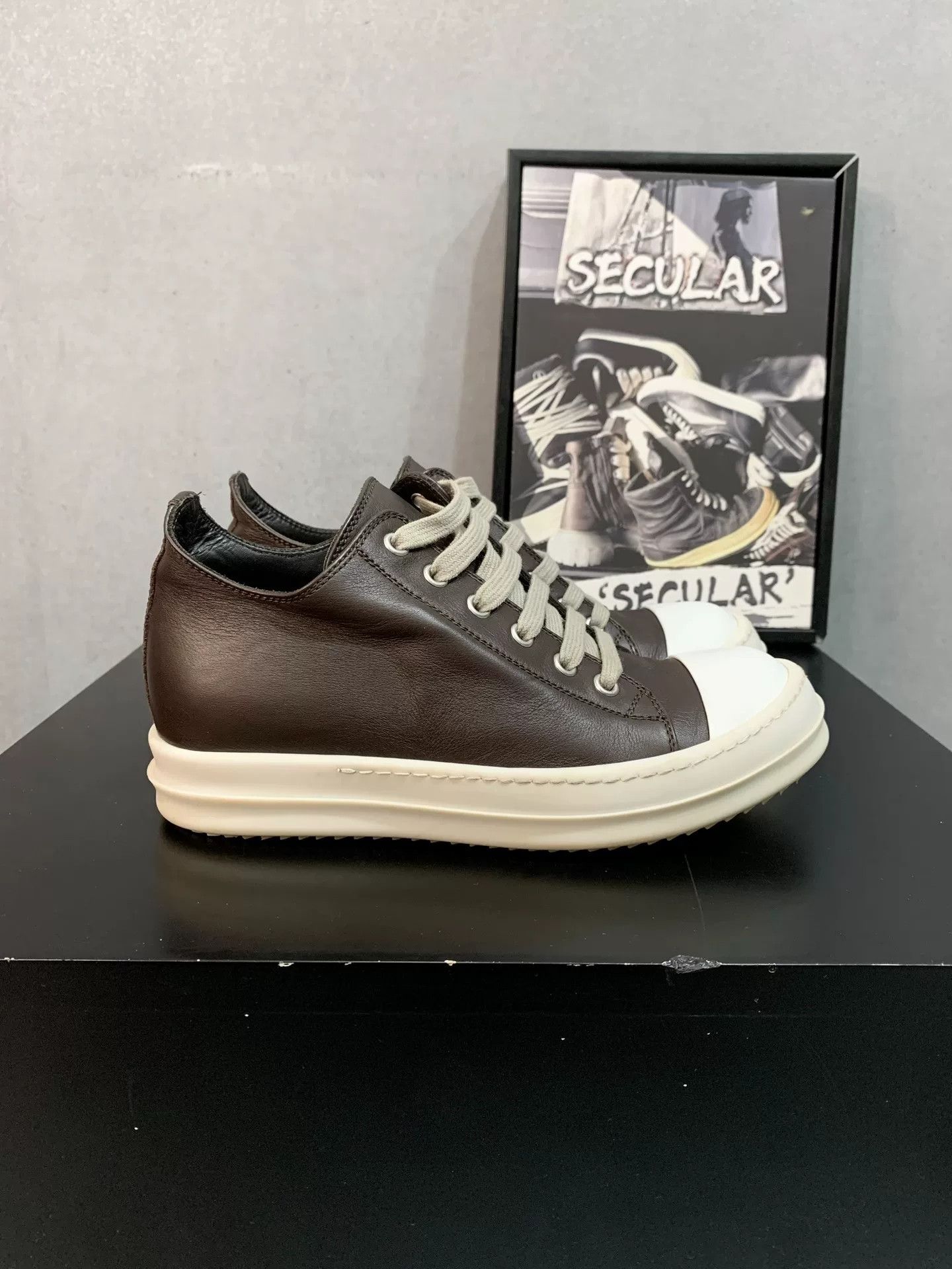 Rick Owens Rick Owens Leather Low-Top Sneakers Size US 4 / IT 34 - 1 Thumbnail