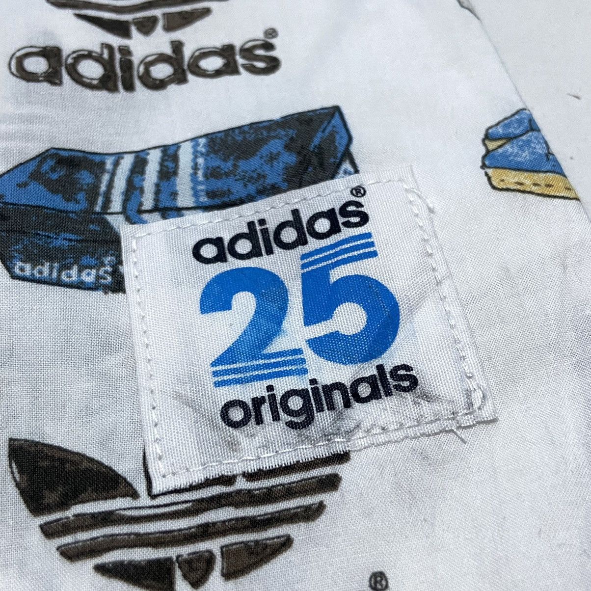 Adidas × Vintage Vintage Adidas 25th Anniversary Full Print Shirt Size US M / EU 48-50 / 2 - 6 Thumbnail