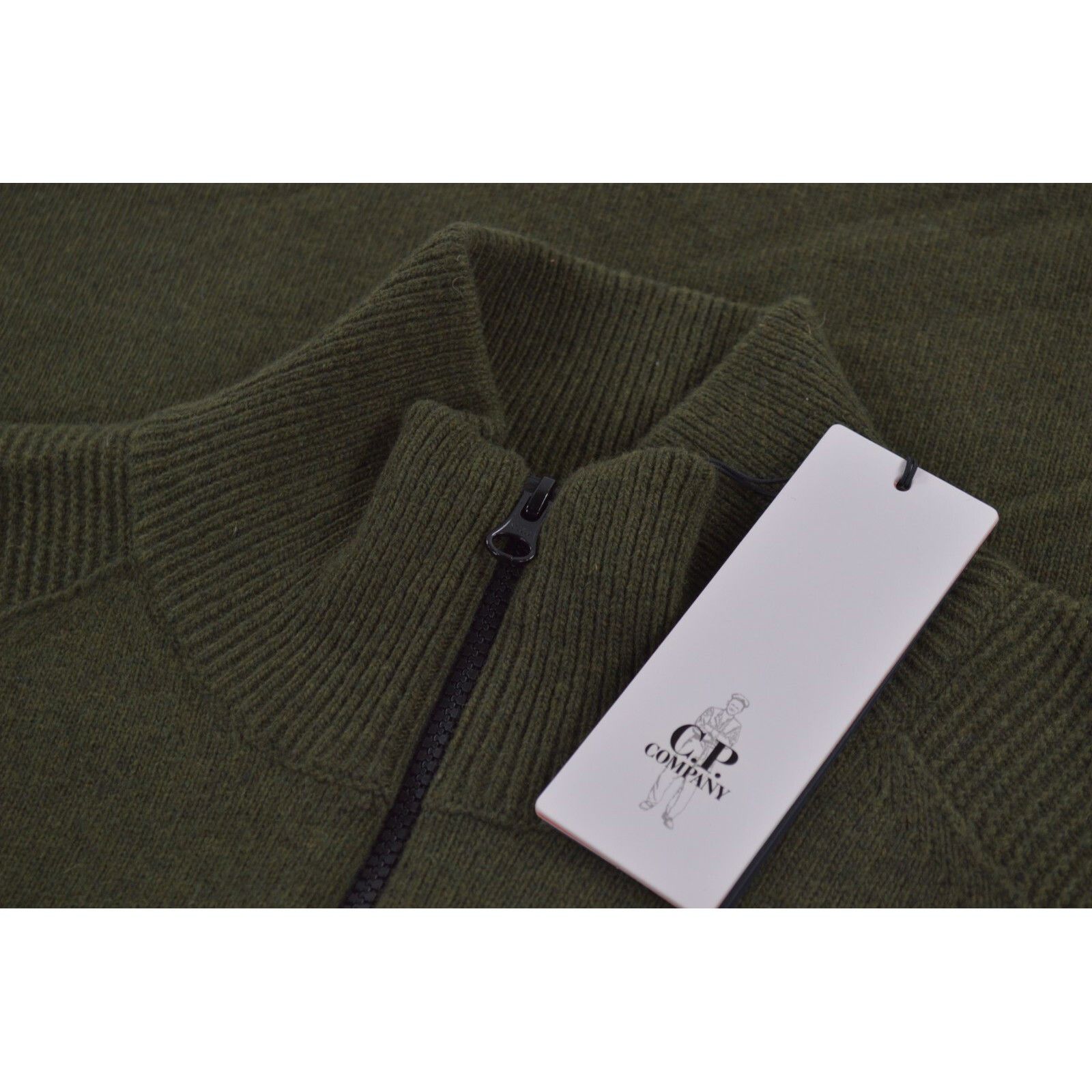 C.P. Company C.P. Company Sweater Size US M in Green Size US M / EU 48-50 / 2 - 1 Thumbnail
