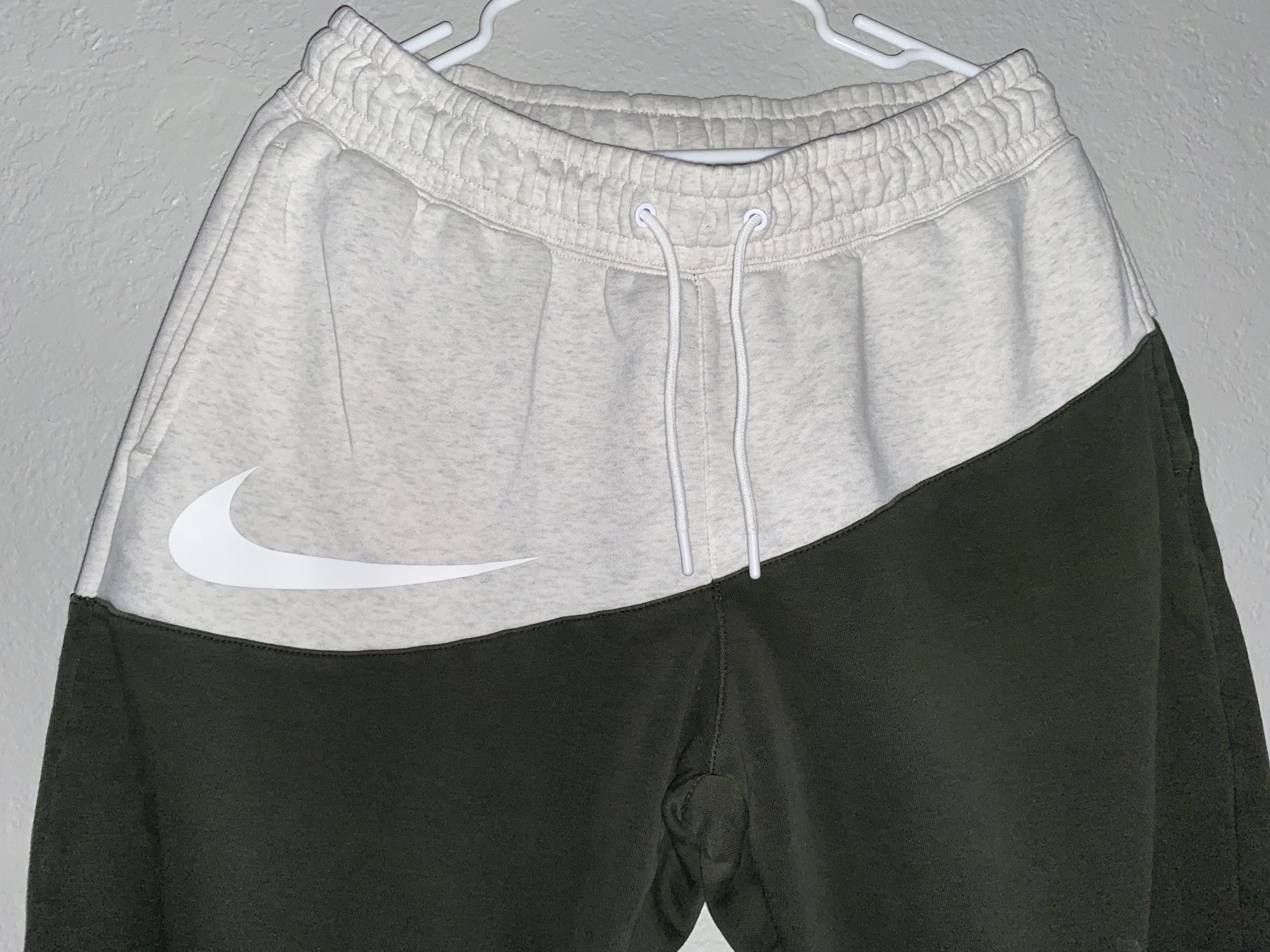 Nike Nike Sweatpants Sweat pants sz LARGE unisex Green grey gray Size US 34 / EU 50 - 2 Thumbnail