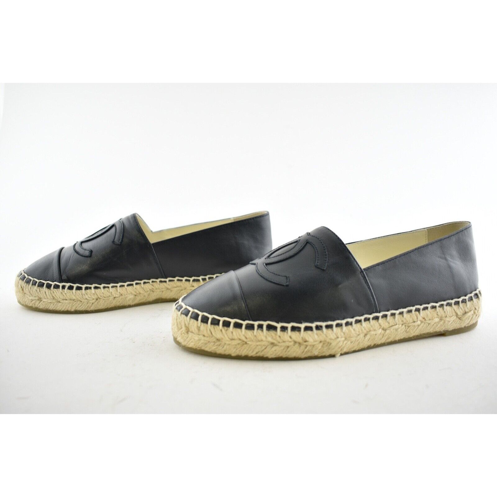 Chanel 18A Lambskin Leather CC Logo Espadrille Ballet Flat 35 Size US 5 / IT 35 - 10 Thumbnail