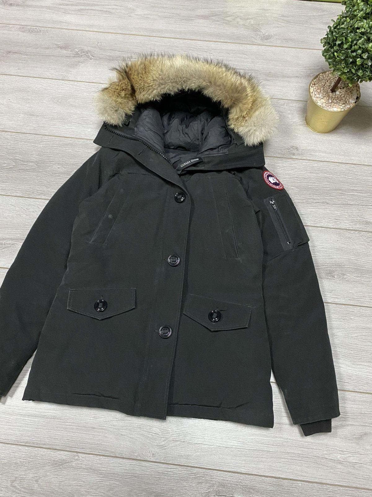 Canada Goose Canada Goose Montebello down puffer jacker parka fur Size M / US 6-8 / IT 42-44 - 10 Thumbnail