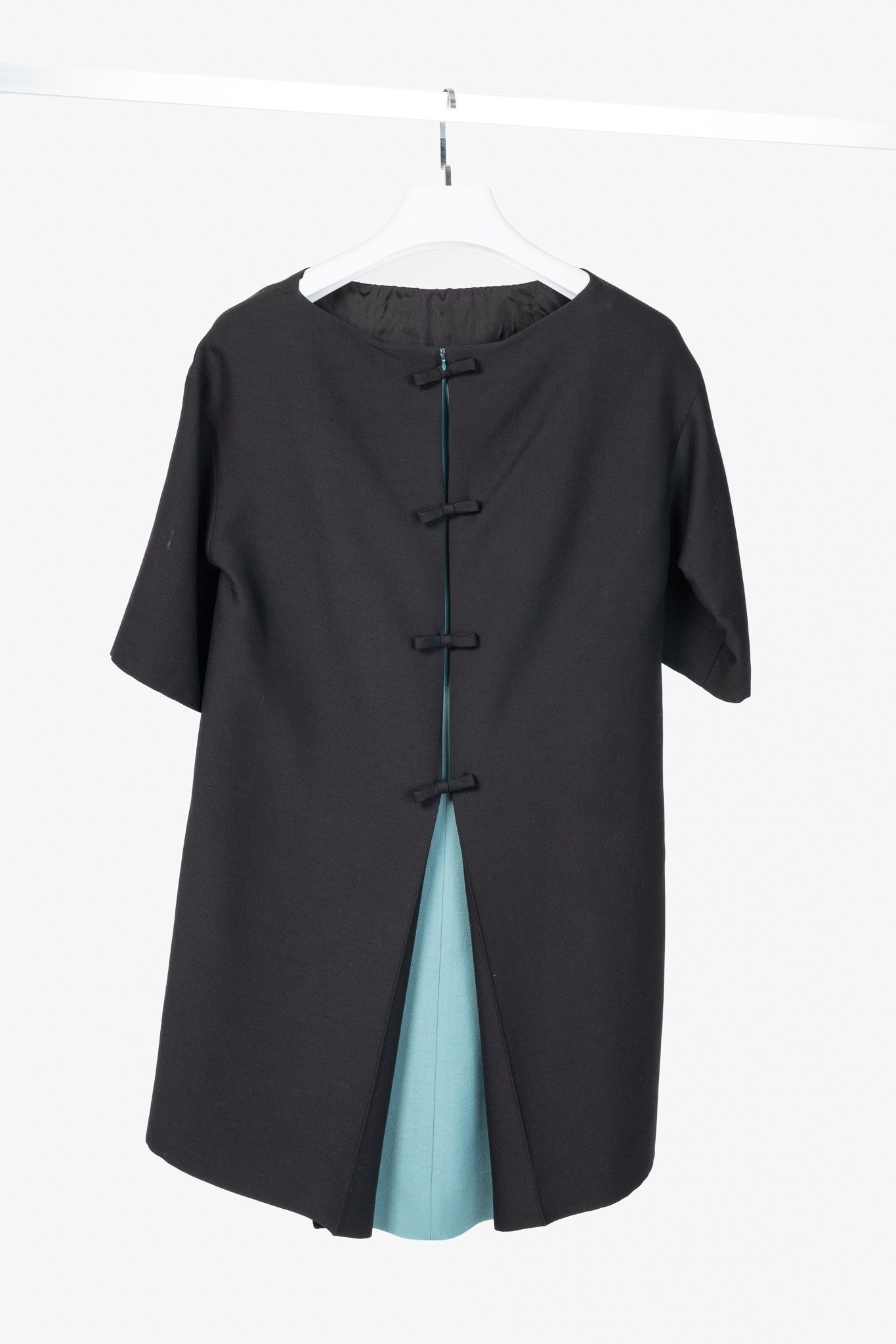 Valentino Valentino Black Wool & Silk Cady Bow-Back Mini Dress Size M / US 6-8 / IT 42-44 - 2 Thumbnail