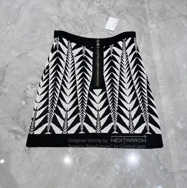 Balmain Balmain Black Houndstooth A-Line Skirt Size S . Size 23" - 2 Thumbnail