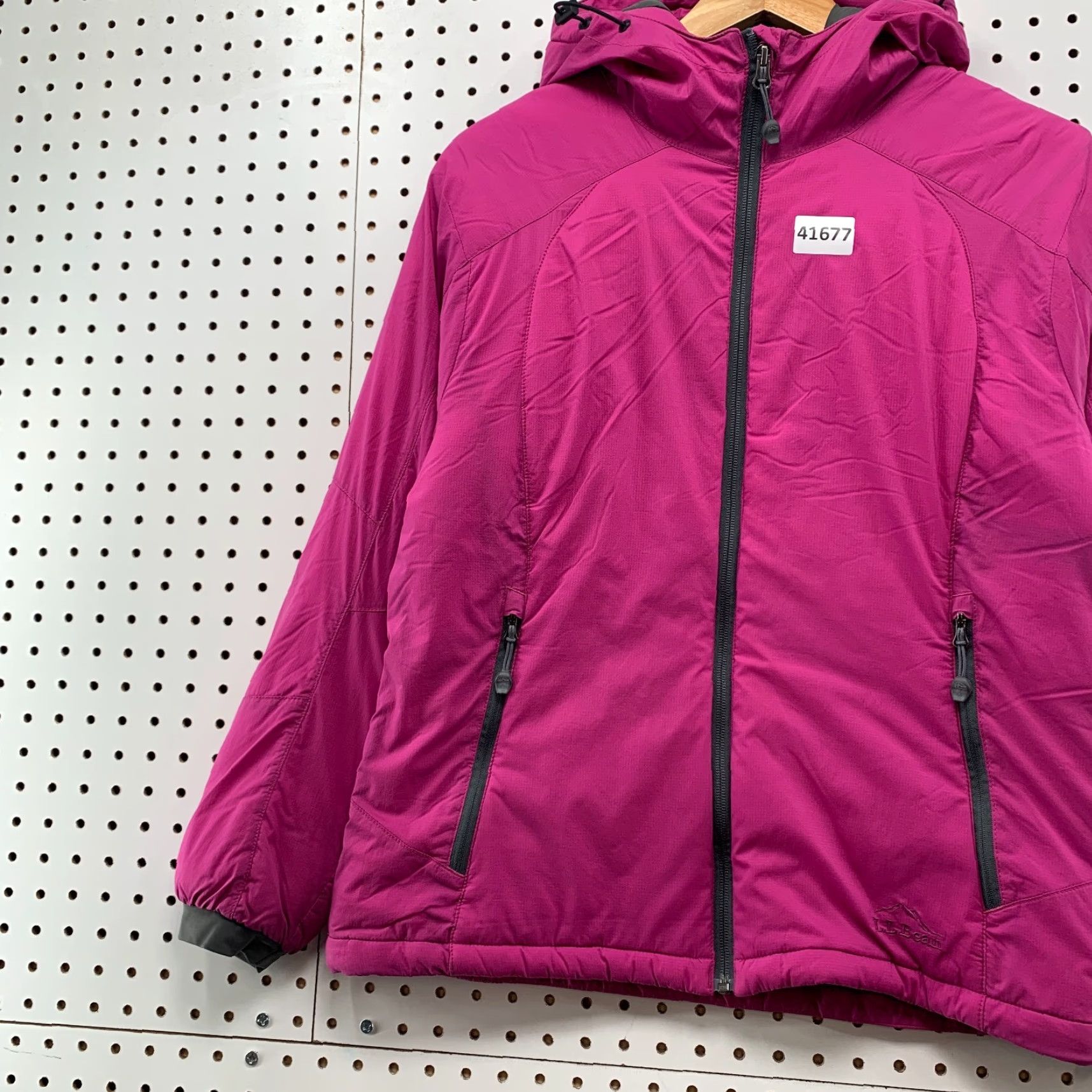 Vintage VINTAGE LL Bean Puffer Jacket Womens Medium Petite Pink Fuchsia Hooded Insulated 19x25 Size M / US 6-8 / IT 42-44 - 5 Thumbnail
