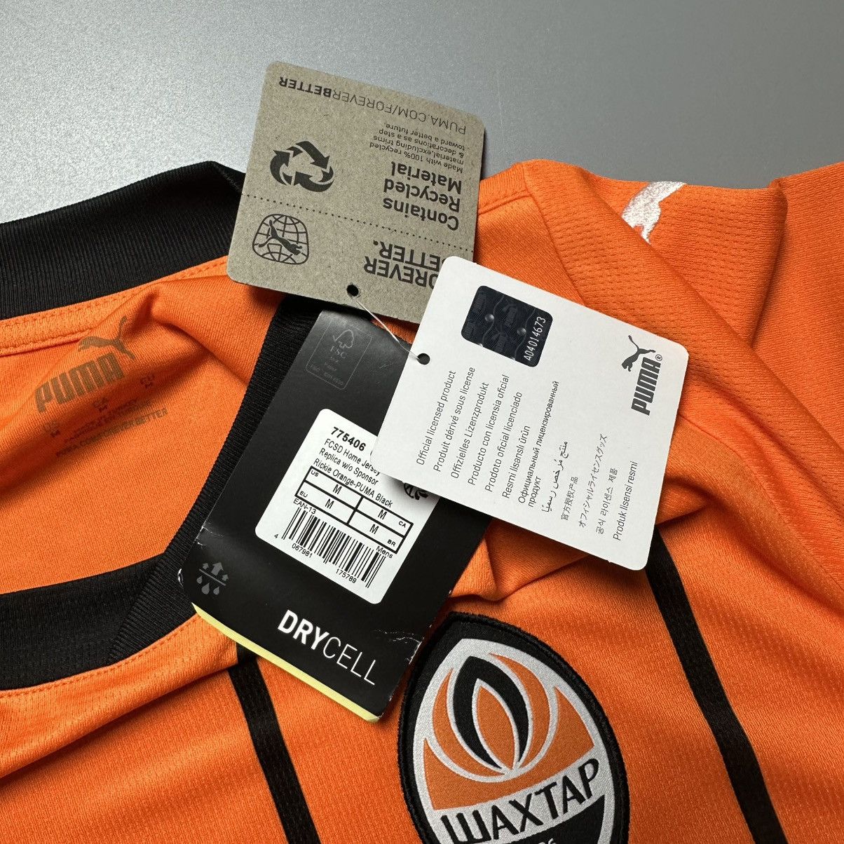 Puma NWT SHAKHTAR PUMA 2024/2025 FOOTBALL HOME JERSEY #10 SUDAKOV Size US M / EU 48-50 / 2 - 7 Thumbnail