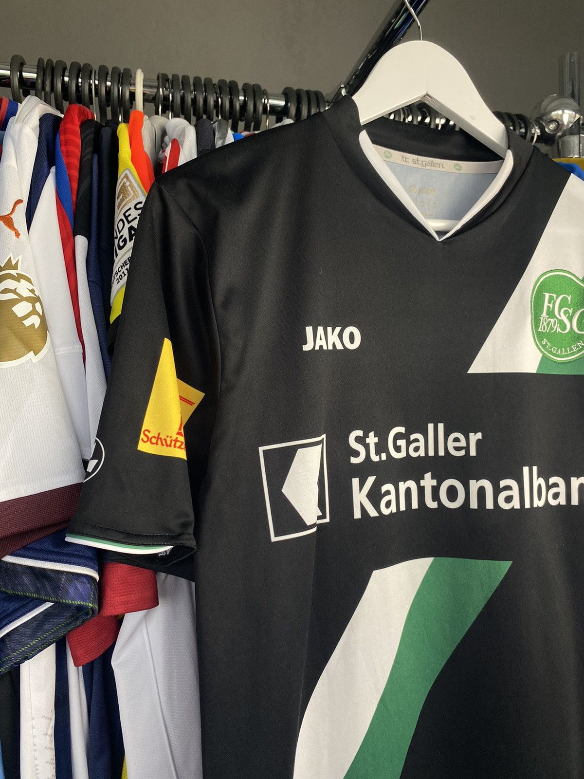 Vintage 2013/14 JAKO ST. GALLEN THIRD SOCCER FOOTBALL JERSEY SHIRT Size US S / EU 44-46 / 1 - 3 Thumbnail