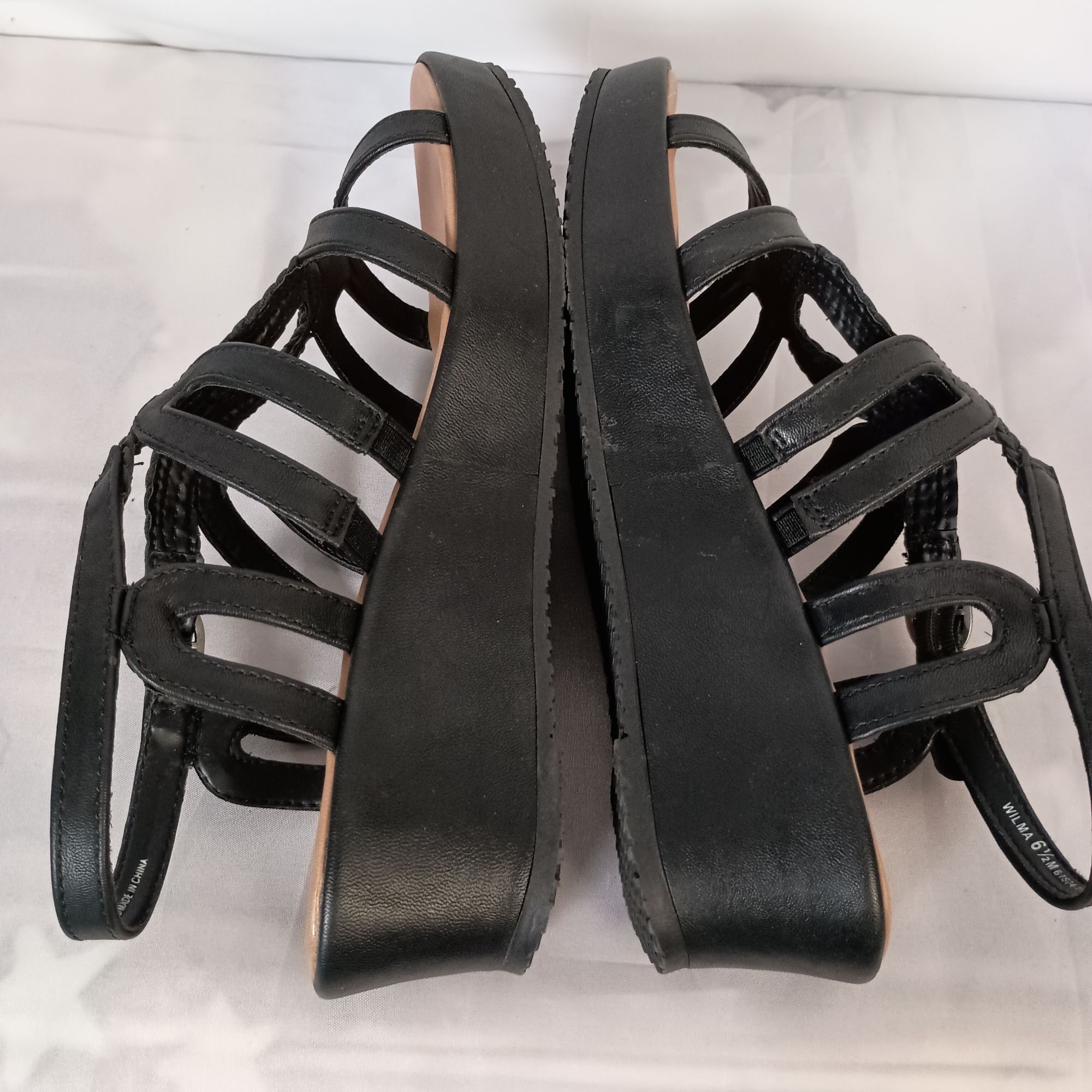 Other Baretraps Wilma Wedge Sandals Black Womens 6.5 Cushioned Com Size US 6.5 / IT 36.5 - 7 Thumbnail
