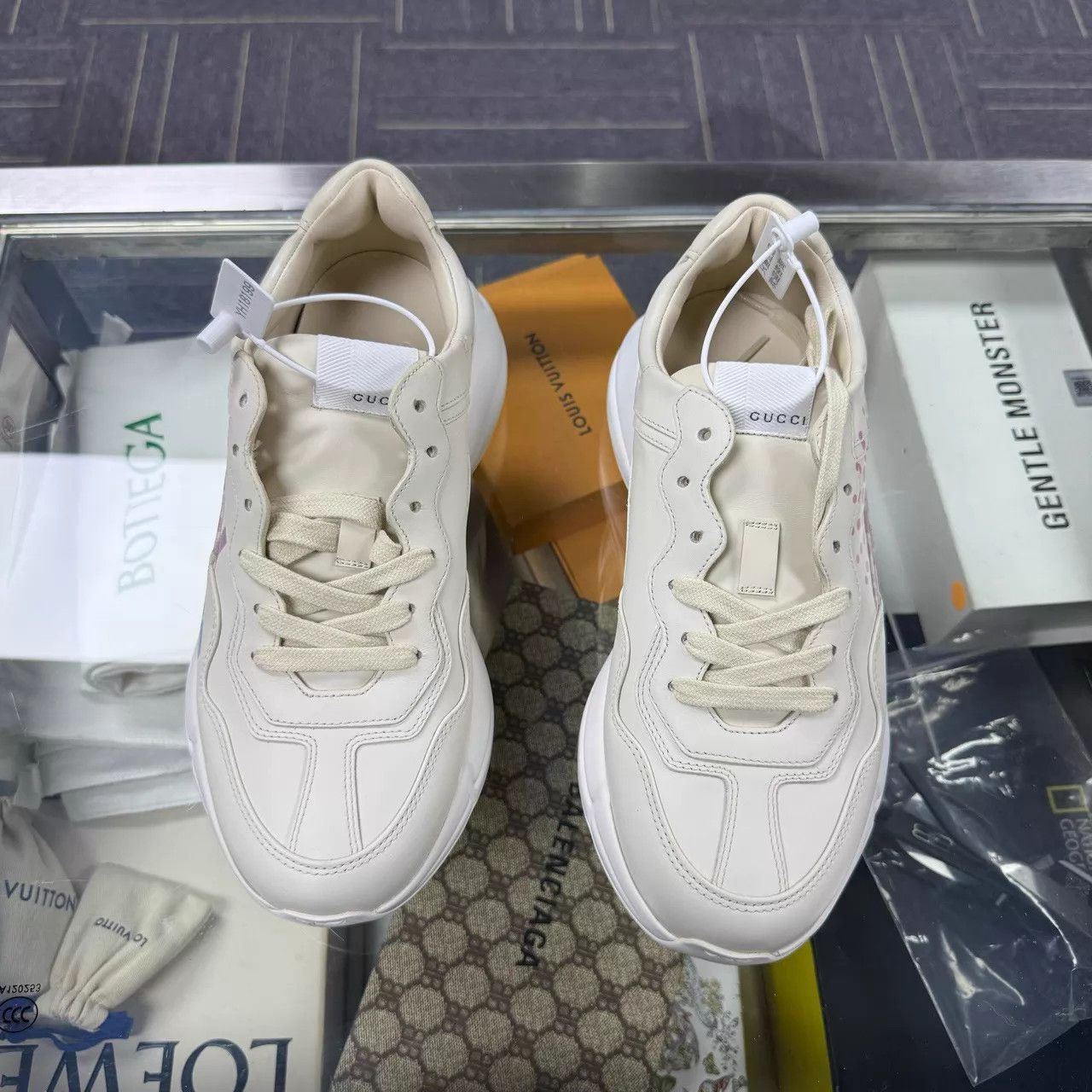 Gucci GUCCI Dad Sneakers New in Box UK7.5 Size US 10 / IT 40 - 3 Thumbnail