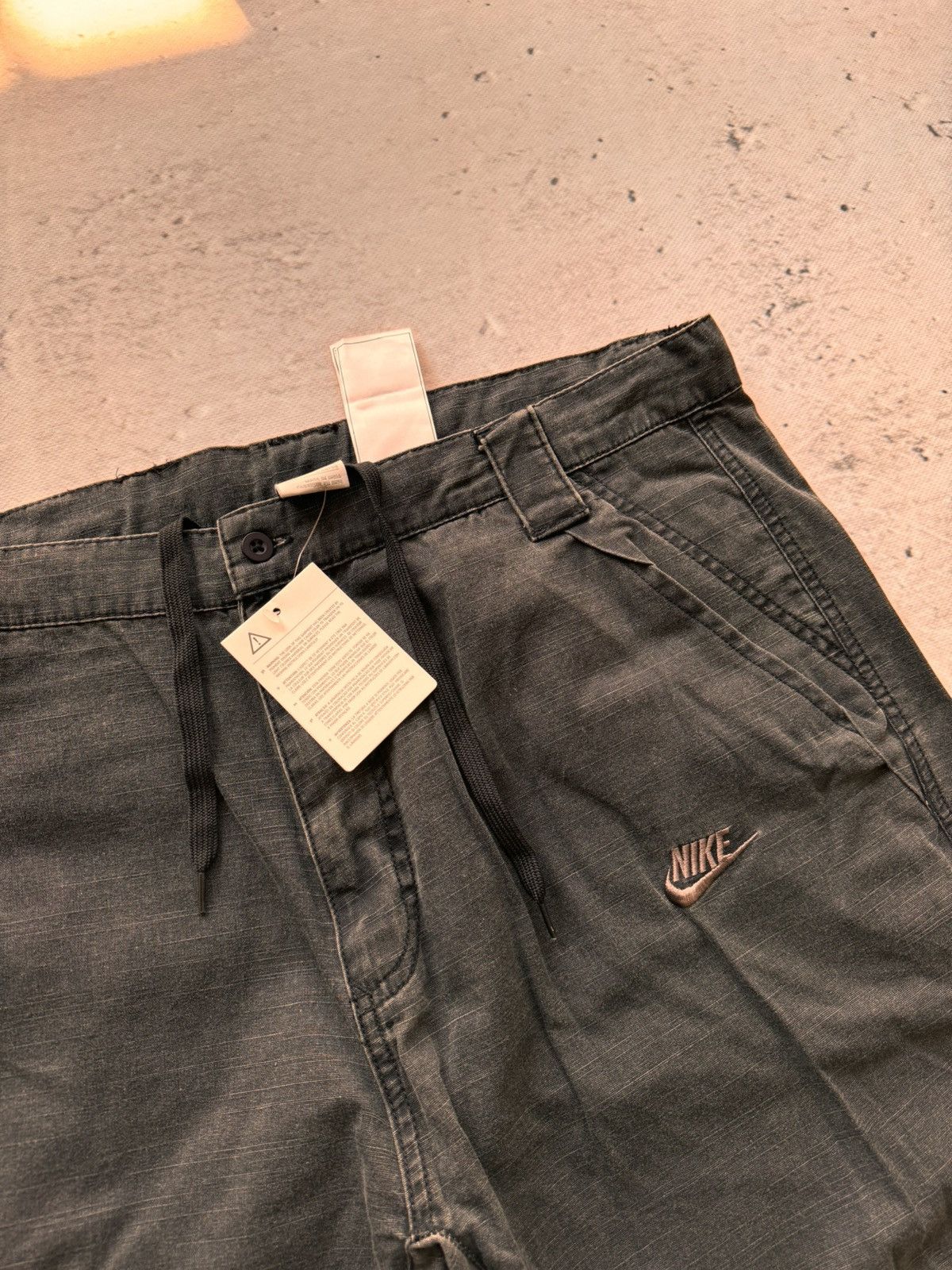 Nike × Vintage NIKE VINTAGE CARGO BASIC LOGO OVERSIZE BAGGY PANTS Size US 34 / EU 50 - 5 Thumbnail