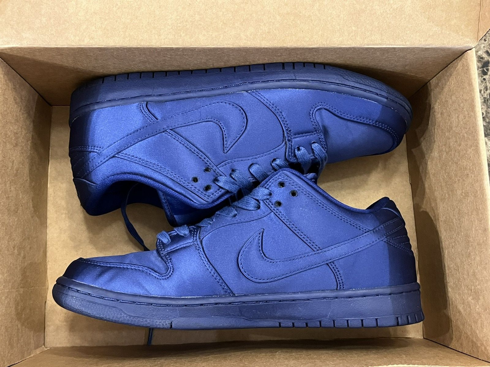 Nike SB NBA SB Dunk low Deep Royal Blue Size 9 Excellent Condition Size US 9 / EU 42 - 3 Thumbnail