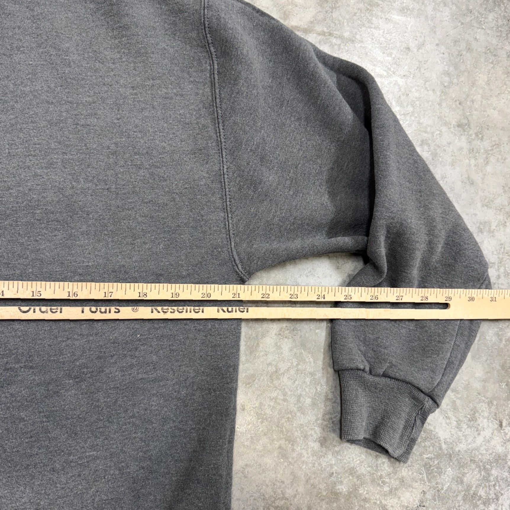 Russell Athletic Russell Athletic Sweatshirt Mens Medium Gray Dri Power Fleece Crewneck Pullover Size US M / EU 48-50 / 2 - 4 Thumbnail