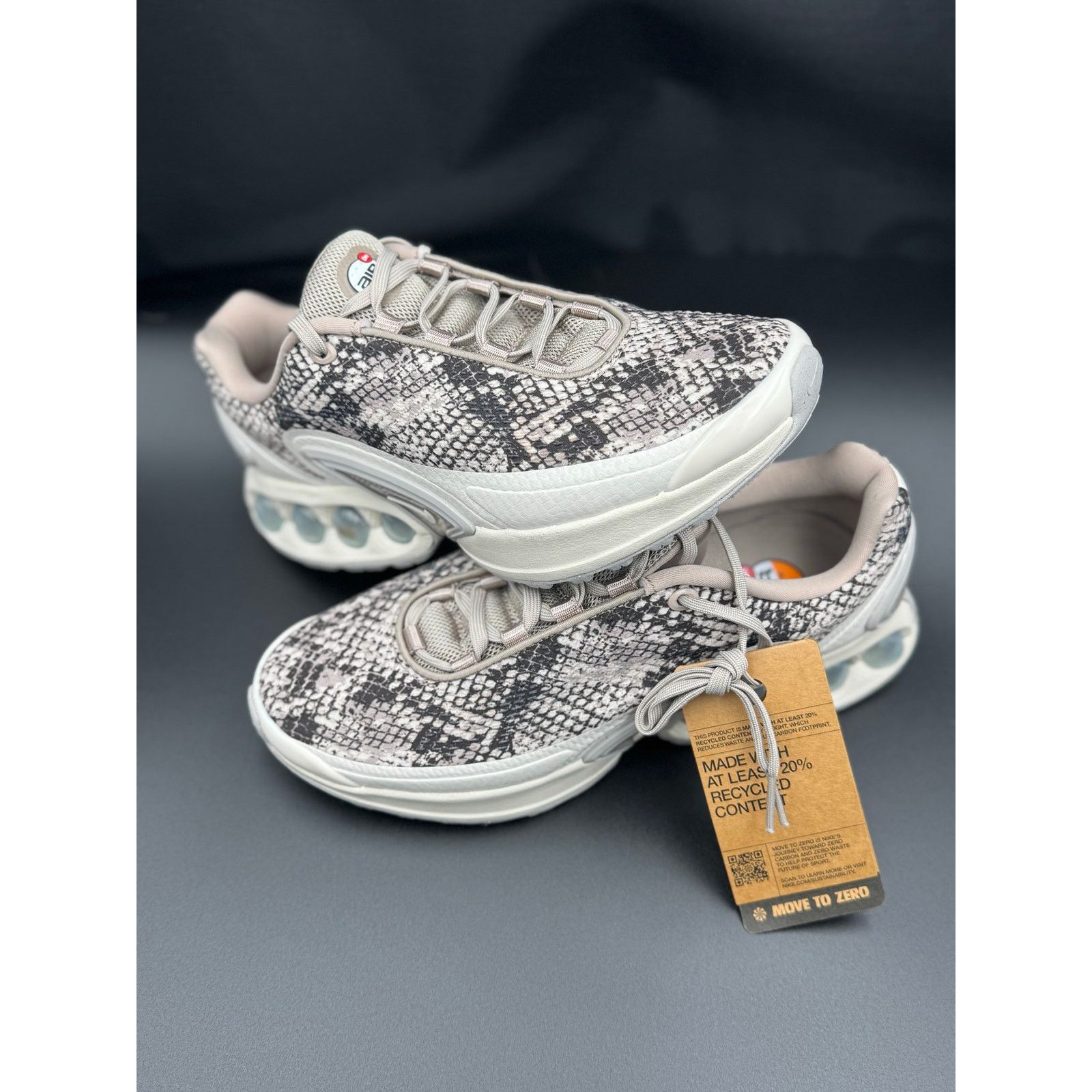 Nike Nike Woman’s Air Max DN 'Snakeskin' HF5512-200 Sz 8 Size ONE SIZE - 2 Thumbnail