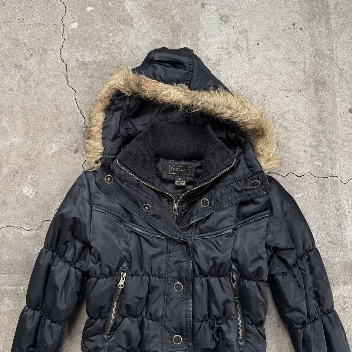 Hysteric Glamour Y2K Fascinate Nylon Puffer Crop Jacket With Fur Hood Size M / US 6-8 / IT 42-44 - 3 Thumbnail