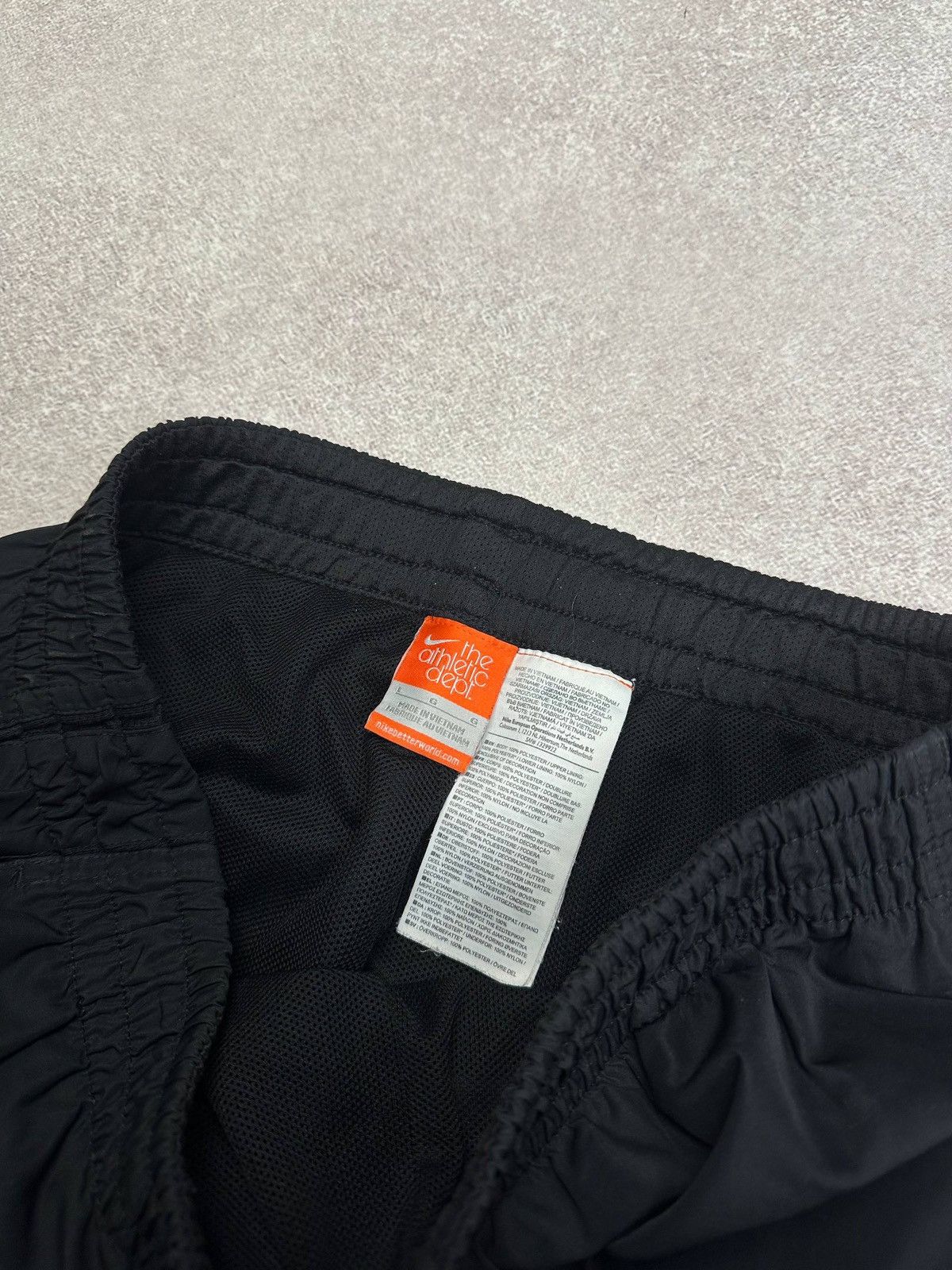 Nike Vintage Nike Swoosh Baggy TN Skepta Style Y2K Track Pants L Size US 34 / EU 50 - 4 Thumbnail