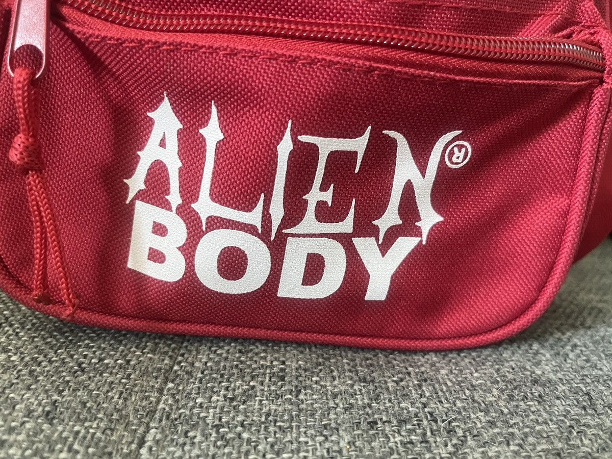 Alien Body Alien Body Red Fanny Pack / Shoulder Bag Size ONE SIZE - 2 Thumbnail