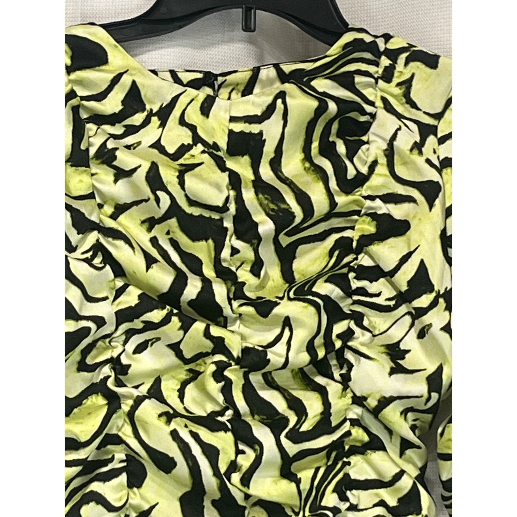 Topshop Topshop Ruched Long Sleeve Shirred Swirl Animal Print Top In Size S / US 4 / IT 40 - 10 Thumbnail