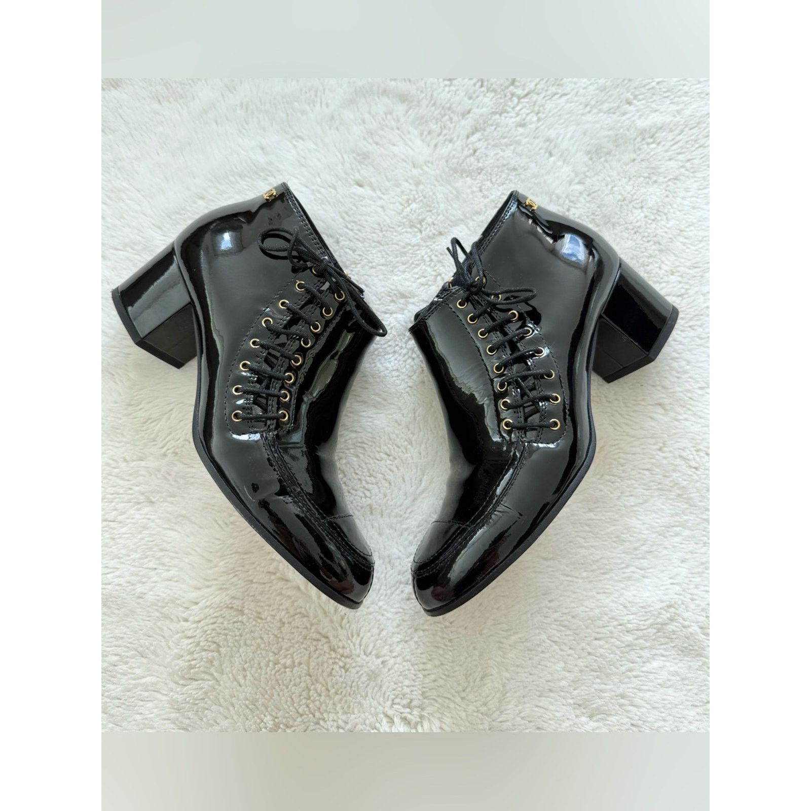 Chanel Chanel Lace Up Ankle Boots Black Patent Leather Heel CC 39EU Size US 9 / IT 39 - 1 Thumbnail