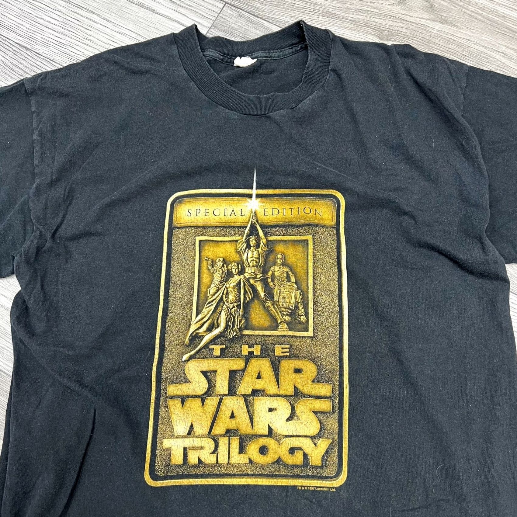 Vintage VINTAGE Screen Stars Shirt Mens L Black The STAR WARS Trilogy Special Edition Size Size US L / EU 52-54 / 3 - 2 Thumbnail