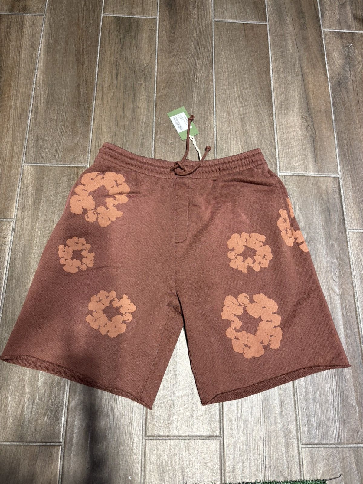 DENIM TEARS Denim Tears Mono Cotton Wreath Sweat Shorts Brown