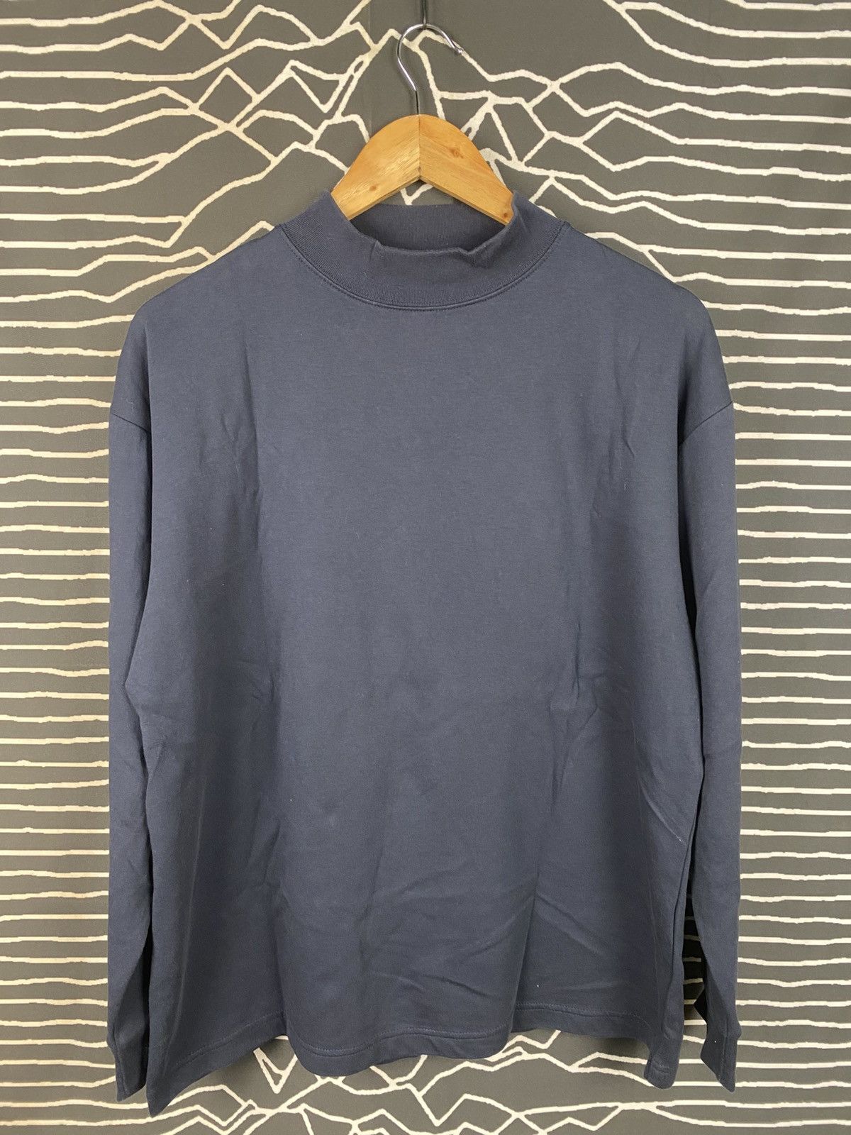 Japanese Brand CLOSSHI Navy Mock Neck "Cotton from USA+" Long Sleeve Tee Size US L / EU 52-54 / 3 - 1 Thumbnail