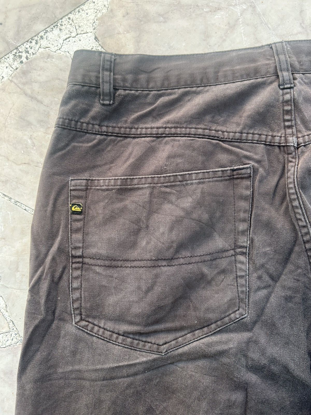 Quiksilver Quiksilver Faded Black Shorts Size US 34 / EU 50 - 10 Thumbnail