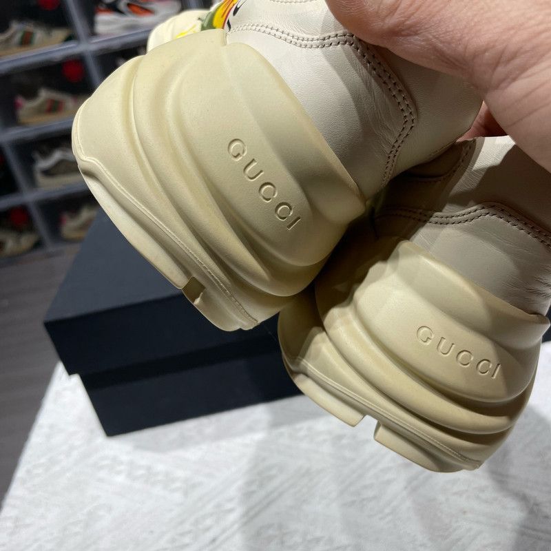 Gucci Gucci Rhyton Classic Logo Low-Top Sneakers for Men - Size US 8.5 / EU 41-42 - 9 Thumbnail