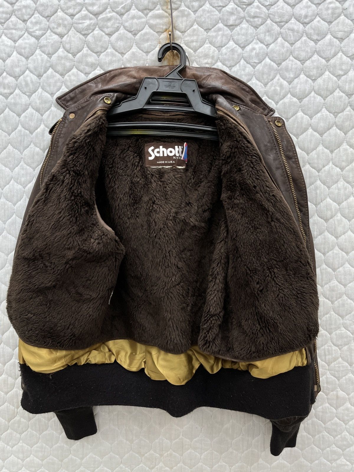 Schott 🔥🔥🔥STEALS VTG SCHOTT A2 LEATHER JACKET Size US S / EU 44-46 / 1 - 7 Thumbnail