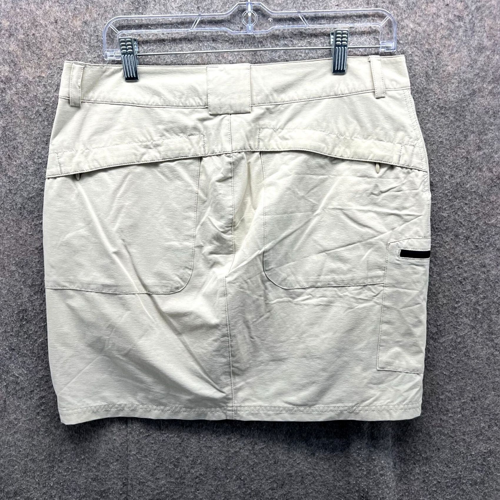 Eastern Mountain Sports VINTAGE? EASTERN MOUNTAIN SPORTS Skirt Womens Small Beige Stretch Outdoor Hiking Pockets Size 28" / US 6 / IT 42 - 2 Thumbnail