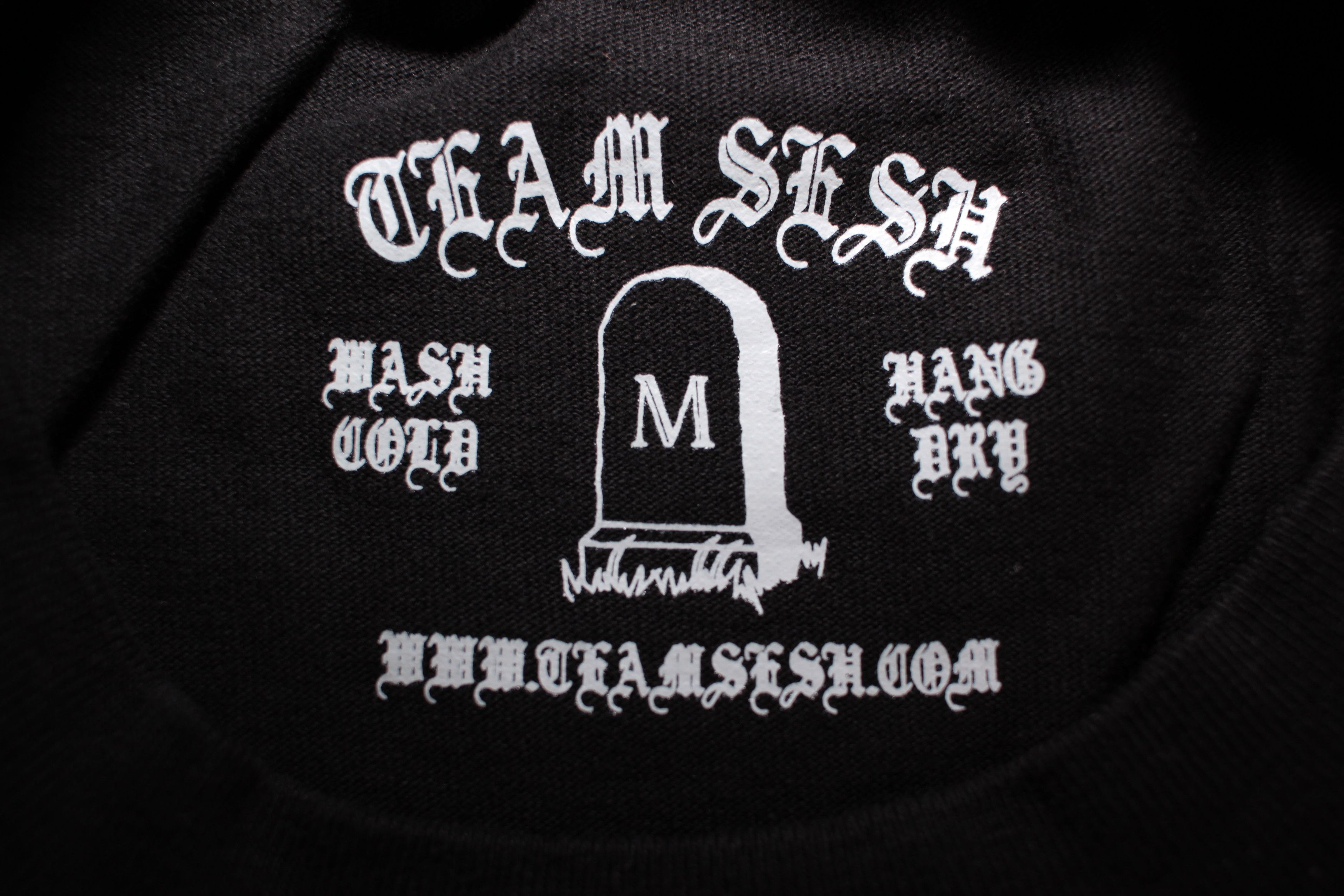 Bones × TeamSESH TeamSESH Skull Logo T-Shirt (Medium) Size US M / EU 48-50 / 2 - 6 Thumbnail