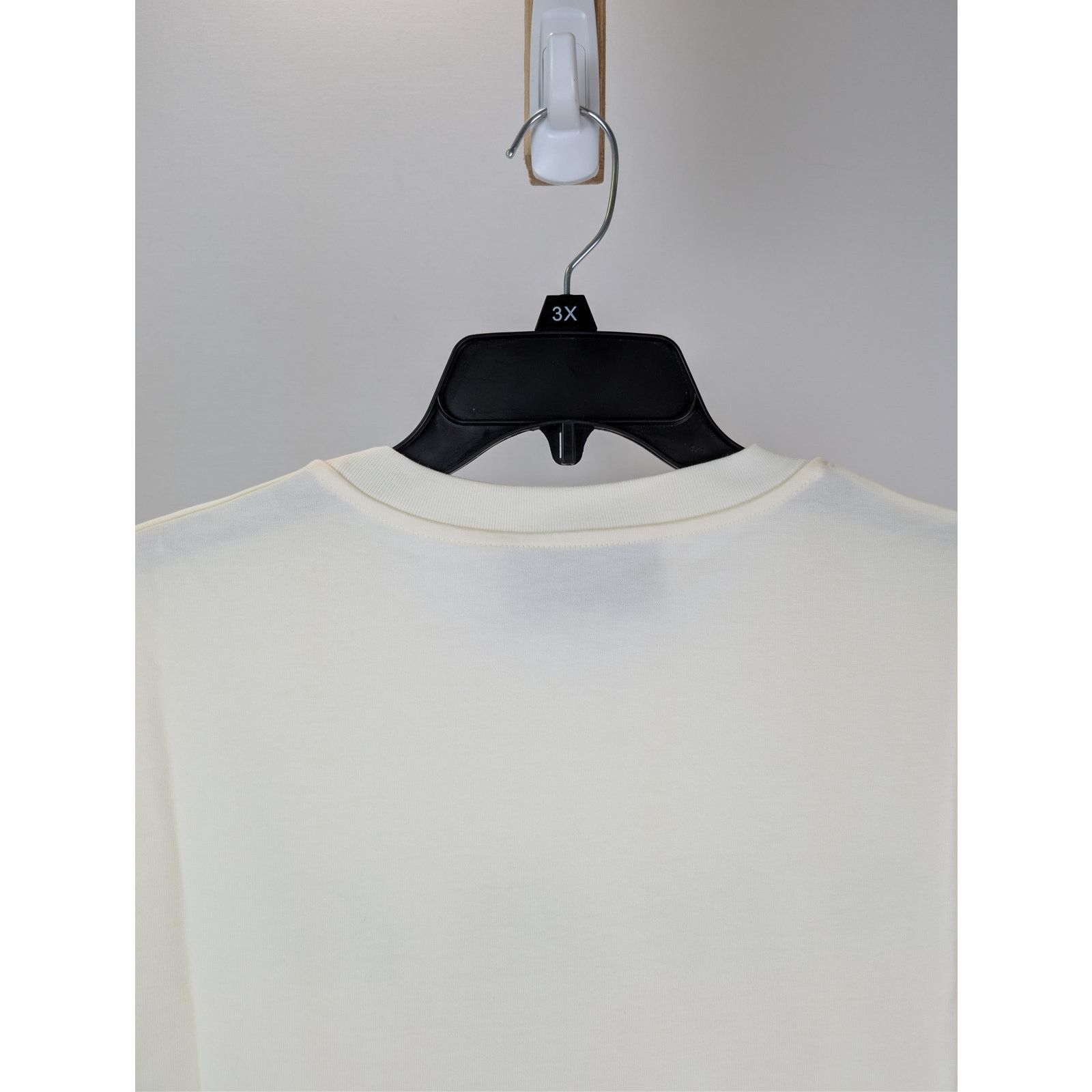 Gucci o1rshd1 Gucci Logo Tee T-Shirt in White/Cream Size US L / EU 52-54 / 3 - 13 Thumbnail