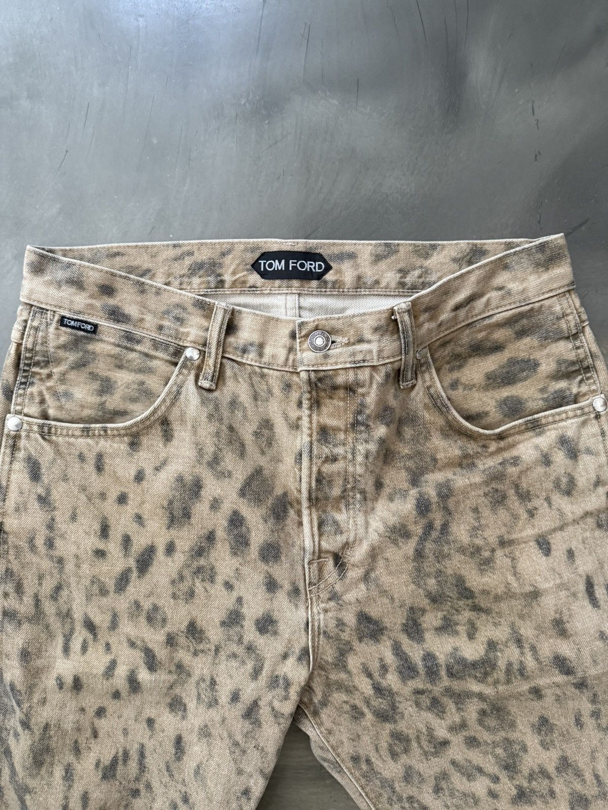 Tom Ford Tom Ford Natural Leopard Print Denim Size US 30 / EU 46 - 2 Thumbnail