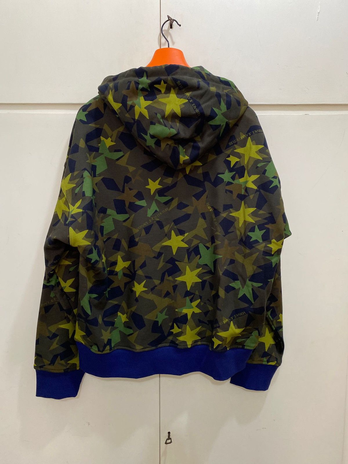 Versace Jeans Couture Versace Jeans Culture Garz Camostar sweatshirt, size XL, new Size US XL / EU 56 / 4 - 15 Thumbnail
